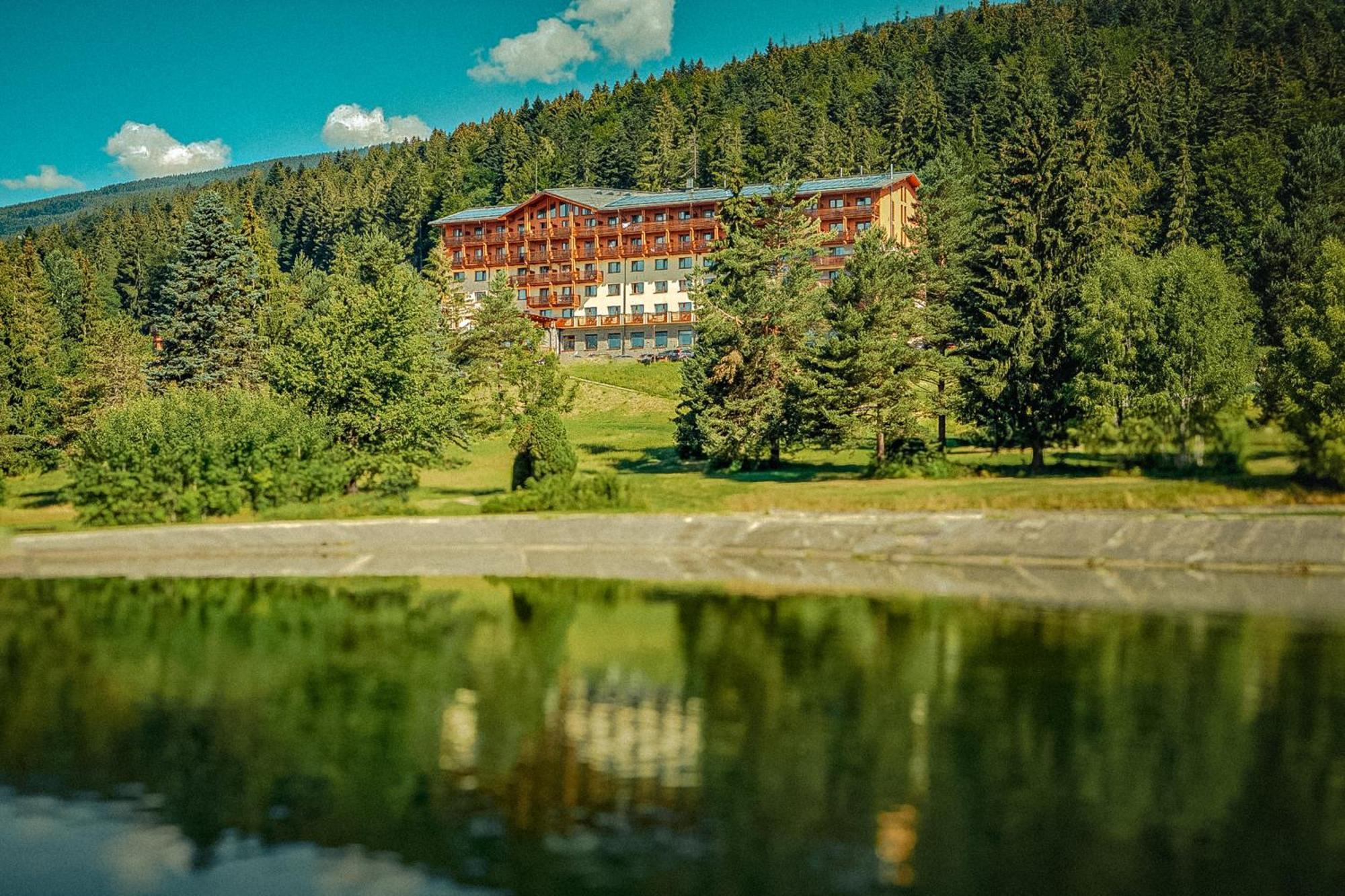 Hotel Partizan Тале Екстериор снимка