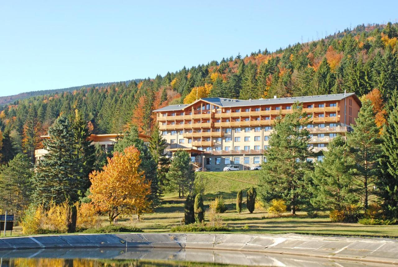 Hotel Partizan Тале Екстериор снимка